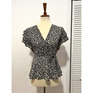 Floral Surplice Short Sleeve Top – Small